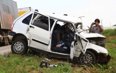 Uno foi atingido por P�lio em ultrapassagem mal-sucedida: dois mortos e dois feridos