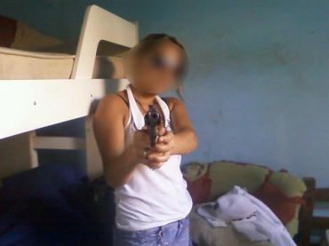 Menina de 14 anos apreendida em Andradas fazia apologia ao crime nas redes sociais