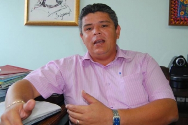 O ex-prefeito de Acorizal, Meraldo S, que foi condenado por prtica de nepotismo