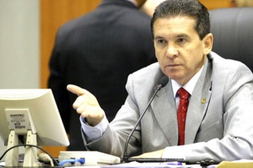 O conselheiro Srgio Ricardo, que teria sido beneficiado com vaga