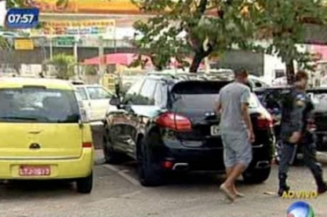 Mitsubishi preta era conduzida por um primo do jogador, diz policial