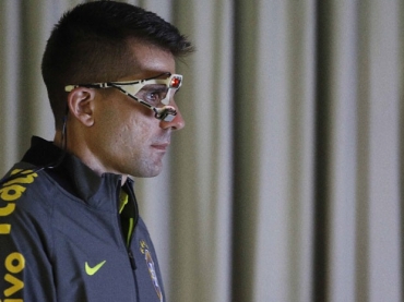 O goleiro Victor realizou o teste nerovisual nesta segunda-feira (26) na Granja Comary 