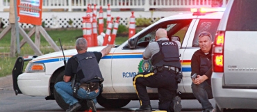 Dois policiais foram feridos pelo atirador