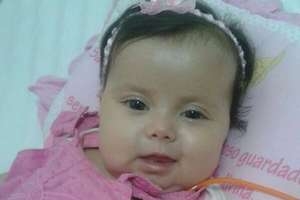 Pequena sofia tenta conseguir um tratamento nos Estados Unidos