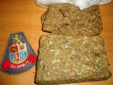 Tijolo de maconha apreendido em Registro pesa meio quilo
