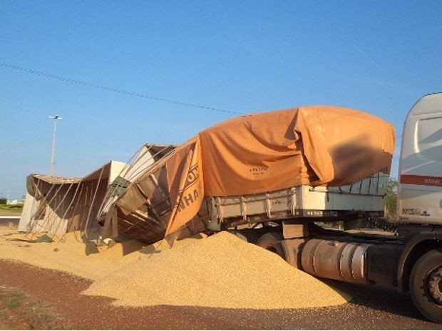 Motorista foi detido depois que o teste do bafmetro deu positivo