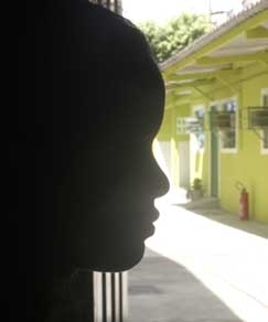 No h pistas do estuprador e polcia informou que vai providenciar um retrato falado