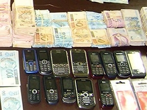 Na poca, integrantes da organizao criminosa foram detidos com R$ 238 mil