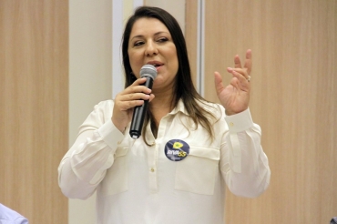 A candidata Janete Riva, que assumiu projeto do marido Jos Riva