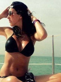 St�phanie Beaudoin, 21 anos, se tornou famosa e recebeu o apelido de criminosa mais sexy do mundo por internautas