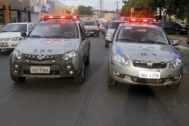 Policiais militares que atenderam a ocorrncia se deslocaram at a residncia do suspeito, mas no o encontraram