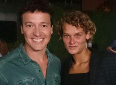 Apresentador publicou foto ao lado da ex-modelo em seu perfil no Instagram