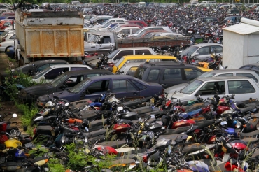 Mais de 2,2 mil veculos sero triturados pelo Detran; sucata ser leiloada