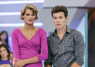 Rodrigo Faro entrevistou a ex-modelo, que contou detalhes do passado