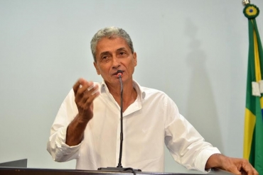 O prefeito de Nortelndia, Neurilan Fraga, que obteve 59 votos