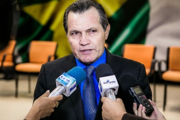 Silval foi acusado pelo MPE de criar uma linha de cr�dito fict�cia para beneficiar a Friboi