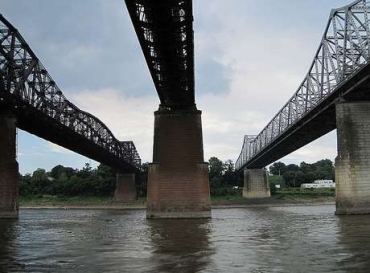 O FBI passou adiante a informa��o da amea�a para a pol�cia local em um boletim por 