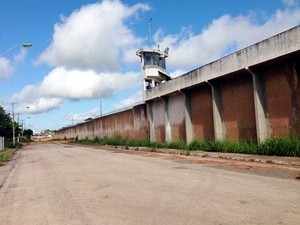Grupo pretendia explodir muro da Penitenciária Central do Estado (PCE), em Cuiabá.