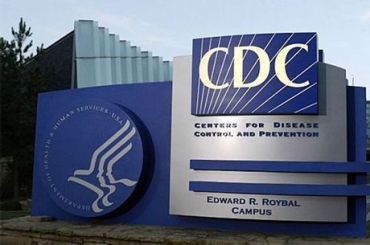 Os casos comearam em agosto e os sintomas so debilidade repentina em uma ou vrias extremidades do corpo e a perda da mobilidade