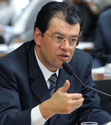 Consumo de energia apresentar retrao de 5% em 2015