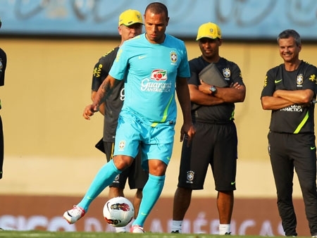 Esta � a primeira convoca��o de Lu�s Fabiano na Era Mano