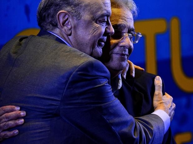 Candidato do PSDB  prefeitura de So Paulo, Jos Serra, recebe apoio do ex-presidente Fernando Henrique Cardoso em even