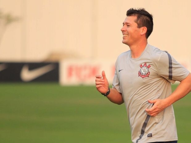 Anderson Polga ainda precisa provar que est bem fisicamente