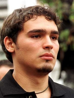 Em 2002, Thomaz participou de velrio de segurana.