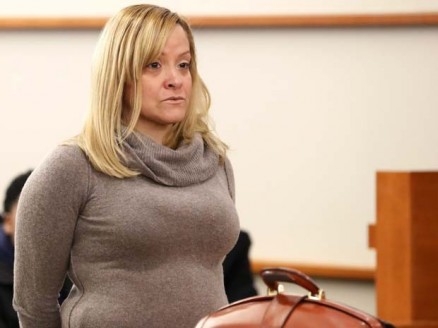 Liana Barrientos aparece em corte de Nova York nesta sexta-feira (10)