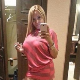 Liana Barrientos aparece em corte de Nova York nesta sexta-feira (10)