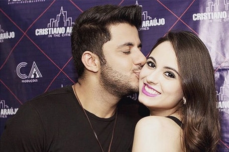 Quem compartilha fotos do casal pode responder na Justia