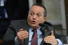 Pedro Taques afirma que somente pessoas cometem crimes e abre perspectiva de aliana do PSDB com o PMDB