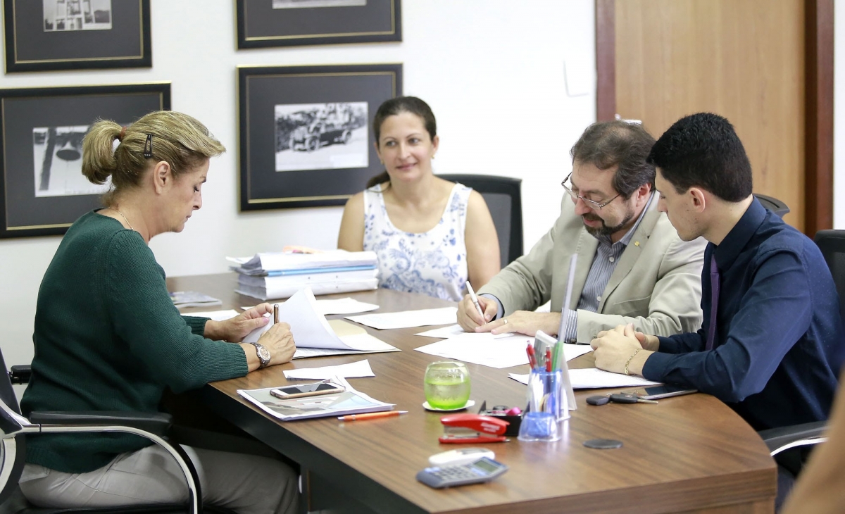 Em funo da reviso do clculo moratrio, ou seja, dos indexadores, o abatimento  de R$ 5,67 milhes em favor do Municpio