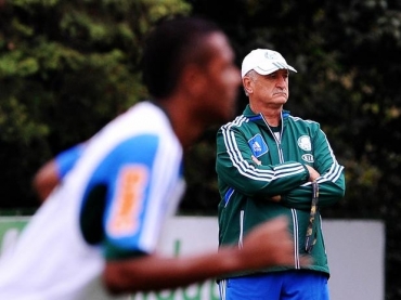 Palmeiras do t�cnico Luiz Felipe Scolari � o terceiro time com maior probabilidade de descenso