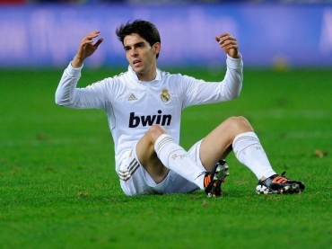 Kak� tentar� retomar seu espa�o no Real Madrid