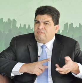 Cidinho, senador pelo PR