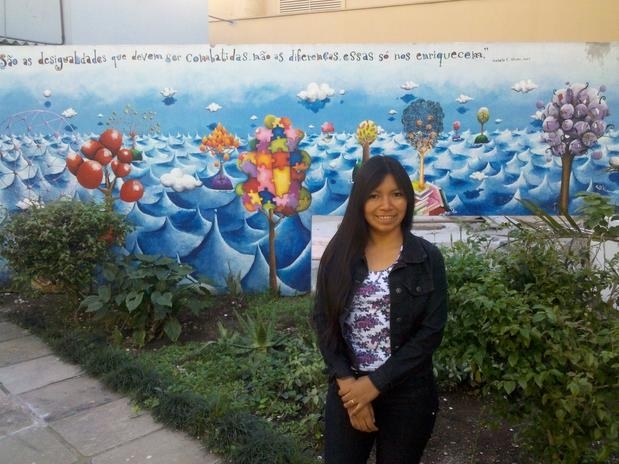 Denize planeja atuar como enfermeira em sua aldeia