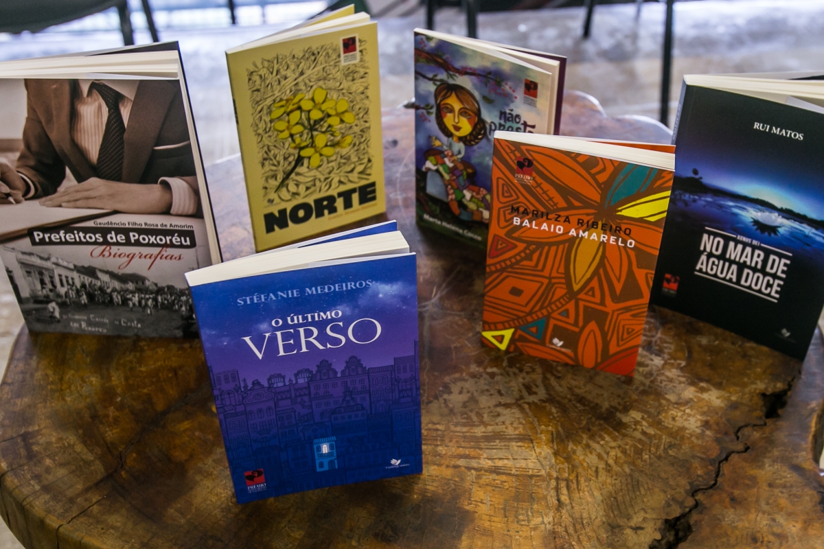 Algumas das obras contempladas nesta primeira edio do Prmio Mato Grosso de Literatura