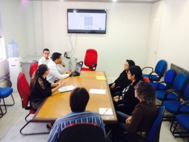 Despontando como modelo para outras secretarias, a equipe tcnica da Sinfra tem se empenhado nesta nova gesto para regularizar de forma mais moderna, eficaz e transparente o sistema de dirias aplicadas aos servidores da pasta.