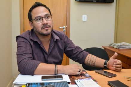 Tchlo Figueiredo trabalha h 12 anos com fotojornalismo