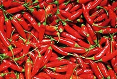 Vendidos em quantidades pequenas, alguns produtos chegam a custar muito, entre aqueles que mais chamam ateno pelo preo exagerado esto pimentas