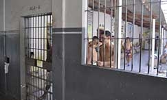 Pres�dio de Cuiab�: �parece que n�s cometemos algum crime; eles querem nos julgar pelo crime dos nossos parentes�, diz visitante