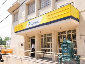 Correios no Centro de Cuiab 