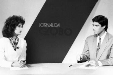 Ftima Bernardes e William Bonner durante o Jornal da Globo, em 1989 