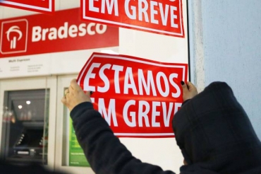 Banc�rios de todo o pa�s entram em greve por tempo indeterminado 
