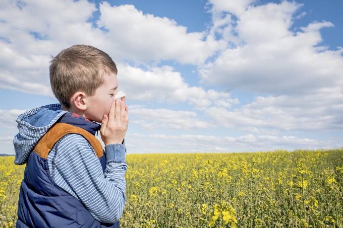 As flores da primavera trazem uma exploso de plen que se torna um problema para o alrgicos e podem desencadear a chamada 