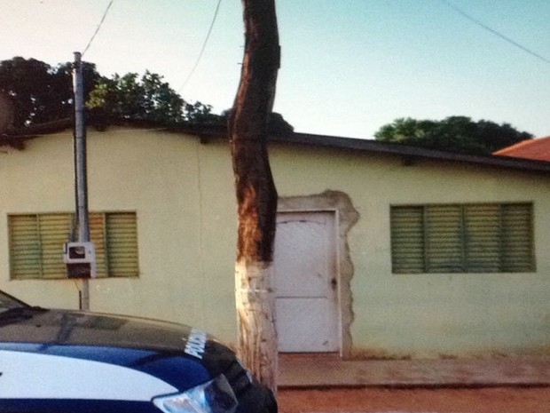 Idoso foi at a casa onde o suposto assaltante estava; homem de 31 anos e a av dele, de 76, foram mortos a tiros (Foto: Divulgao/Polcia Civil de MT)