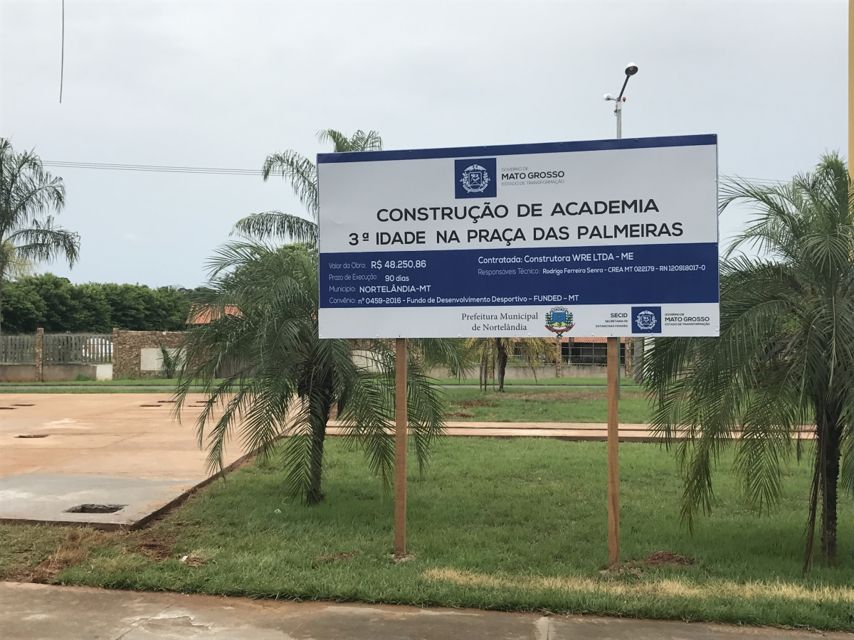 Praa das Palmeiras, construda nesta gesto, receber os equipamentos para a prtica de atividades fsicas.