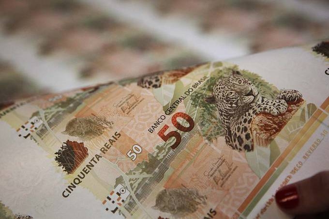 Dficit foi puxado pelo rombo de 39,876 bilhes de reais registrado pelo governo central (Marcelo Sayo/EFE/VEJA)