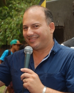 Walney diz que tem apenas suspeita dos casos de nepotismo, por isso no cita nomes no requerimento